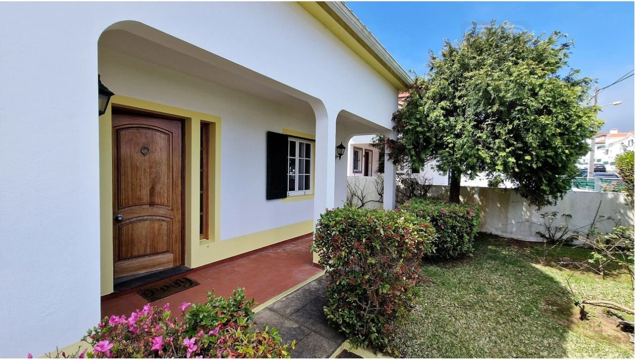 Moradia T4 para Venda em Relva Foto 8