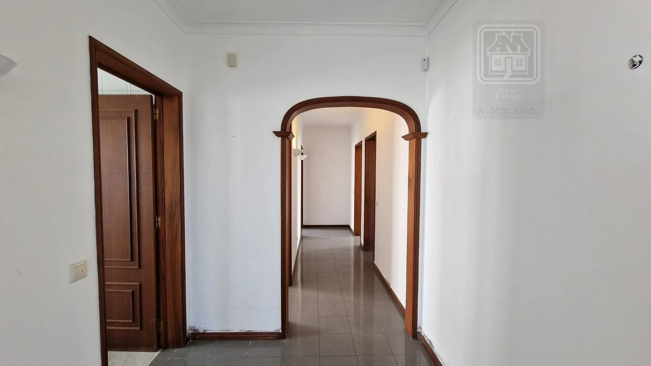 Moradia T4 para Venda em Relva Foto 24