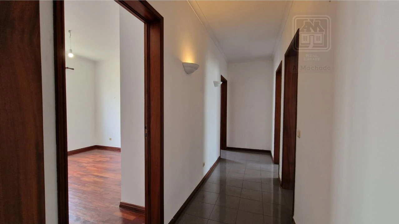 Moradia T4 para Venda em Relva Foto 25