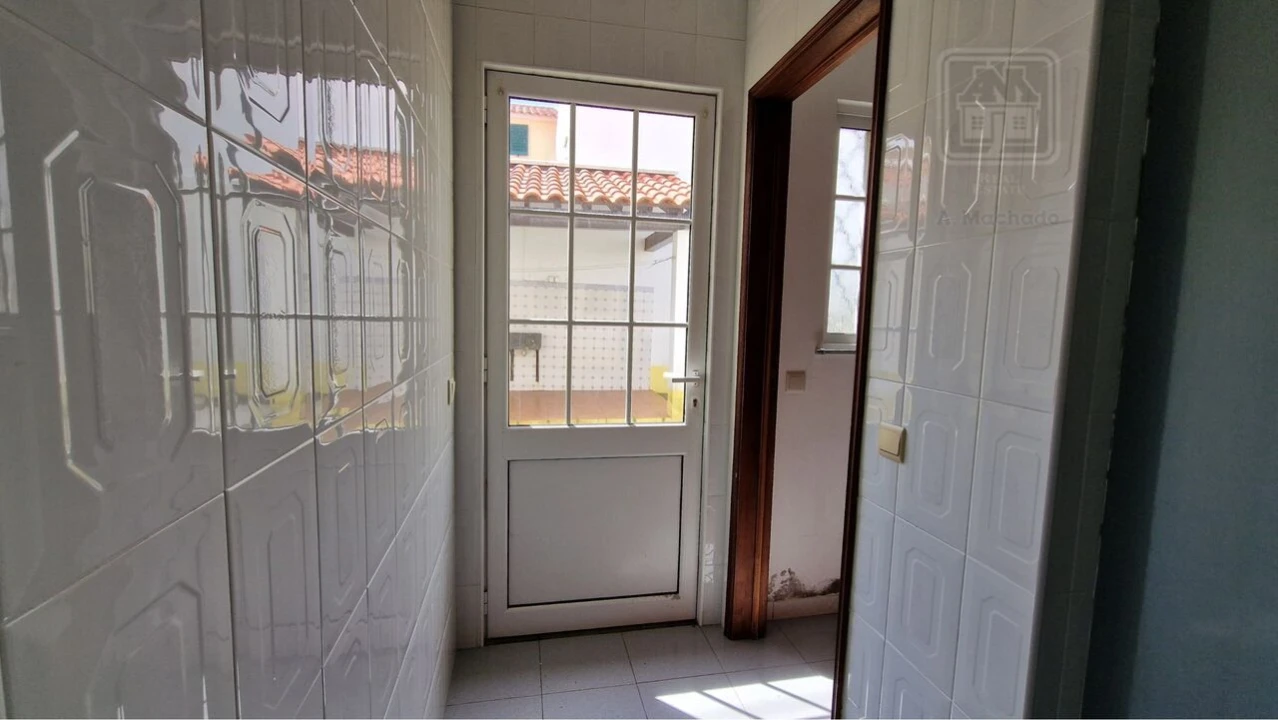 Moradia T4 para Venda em Relva Foto 31