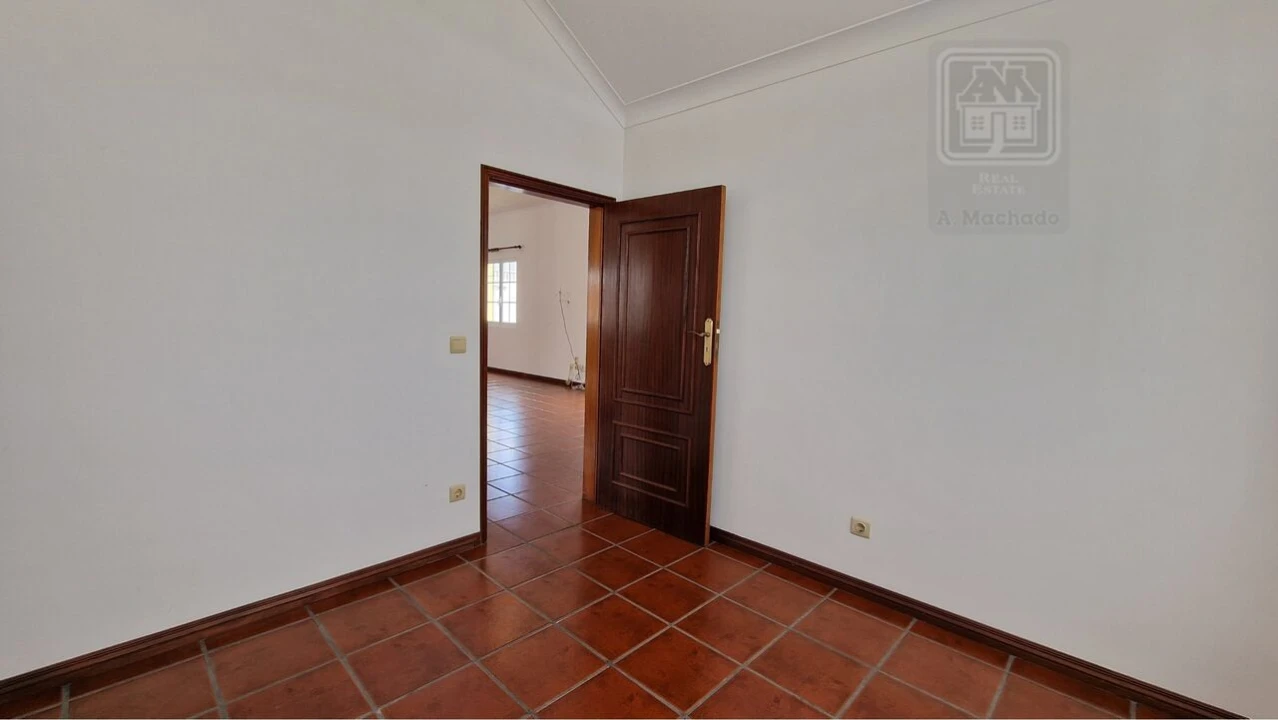 Moradia T4 para Venda em Relva Foto 67