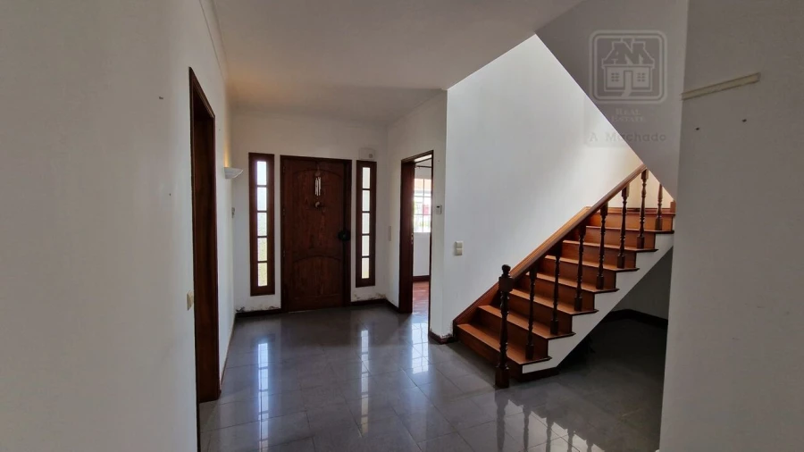 Moradia T4 para Venda em Relva Foto 16