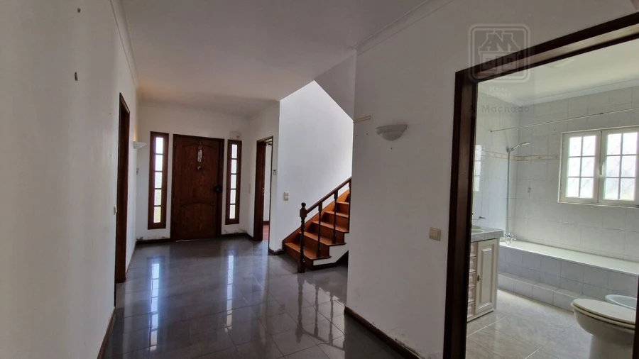 Moradia T4 para Venda em Relva Foto 17