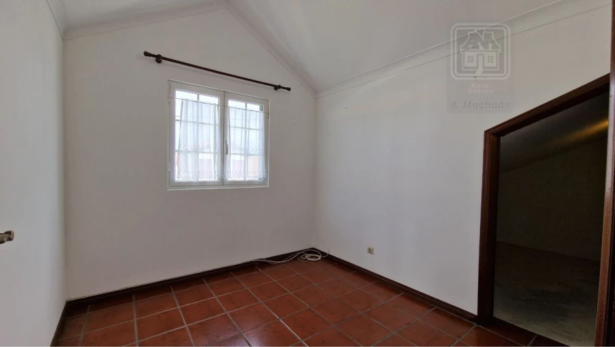 Moradia T4 para Venda em Relva Foto 64