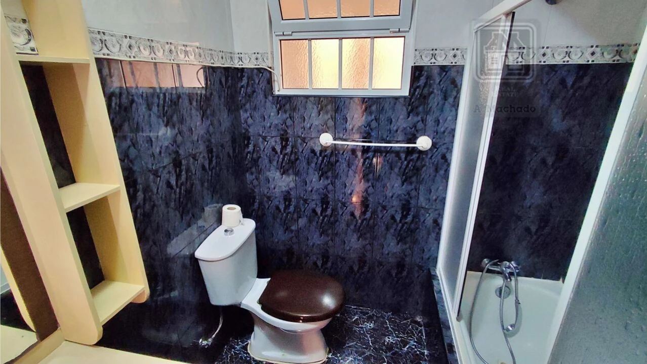 Moradia T3 para Venda em Pico da Pedra Foto 30