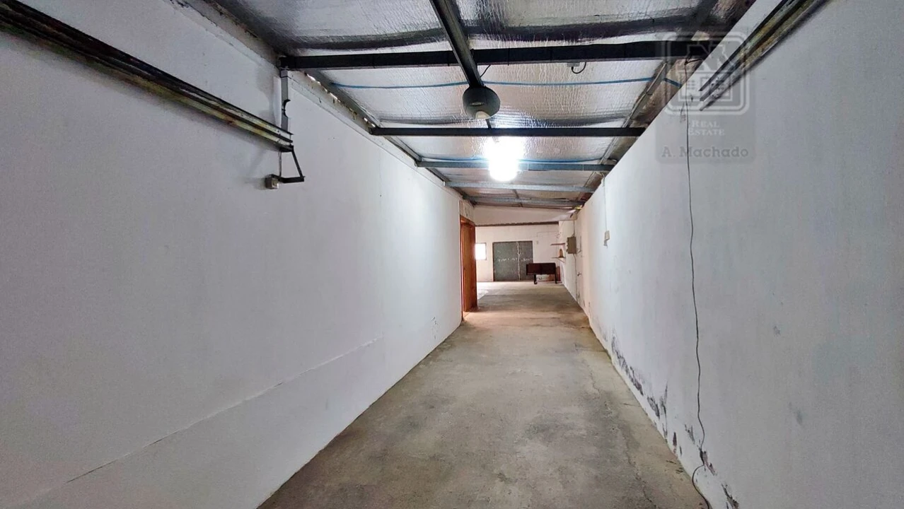 Moradia T3 para Venda em Pico da Pedra Foto 57