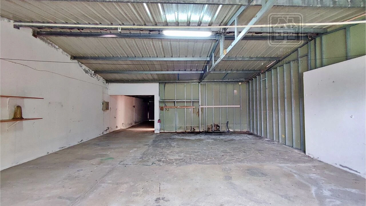 Moradia T3 para Venda em Pico da Pedra Foto 60