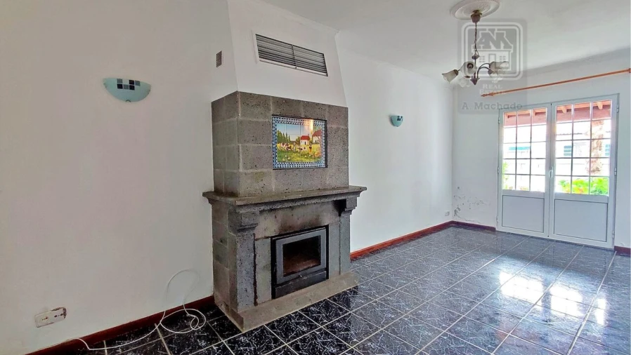 Moradia T3 para Venda em Pico da Pedra Foto 14