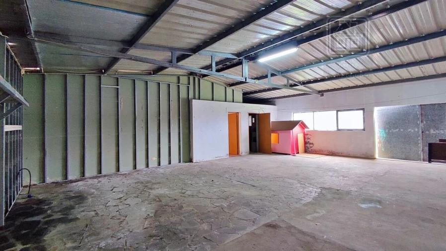 Moradia T3 para Venda em Pico da Pedra Foto 59