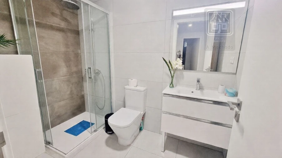 Apartamento T2 para Venda em Ponta Delgada (São José) Foto 18