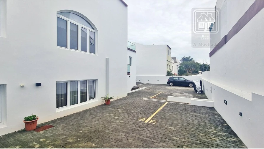 Apartamento T2 para Venda em Ponta Delgada (São José) Foto 41
