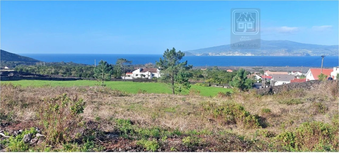 Terreno para Venda em Criação Velha Foto 1