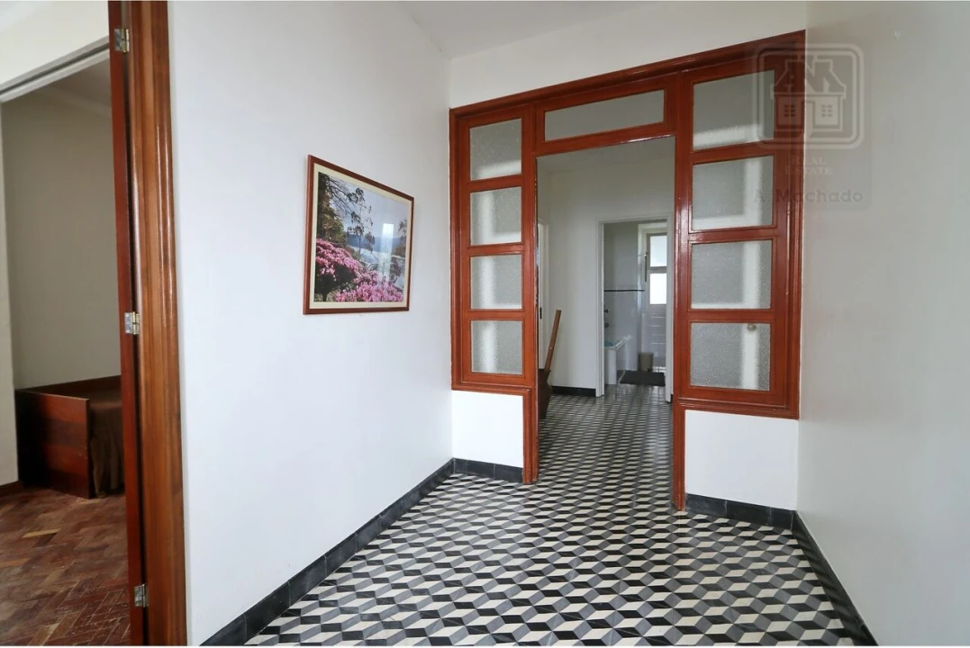 Moradia T4 para Venda em Santa Barbara Foto 13