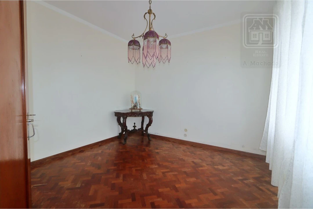 Moradia T4 para Venda em Santa Barbara Foto 14