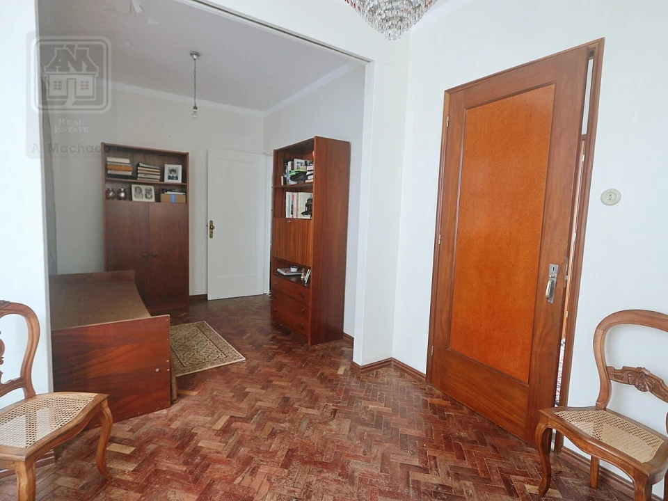 Moradia T4 para Venda em Santa Barbara Foto 16