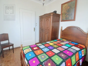 Moradia T4 para Venda em Santa Barbara