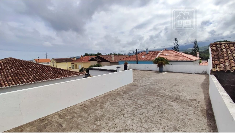 Moradia T4 para Venda em Santa Barbara Foto 4