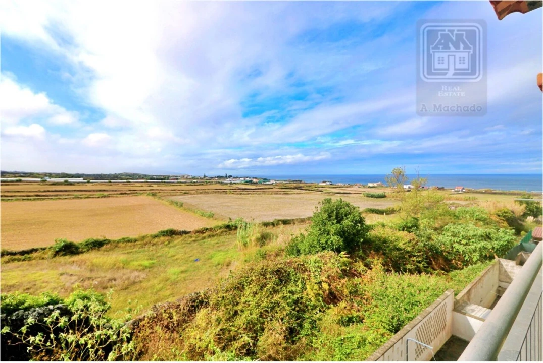 Apartamento T2 para Venda em Rabo de Peixe Foto 5