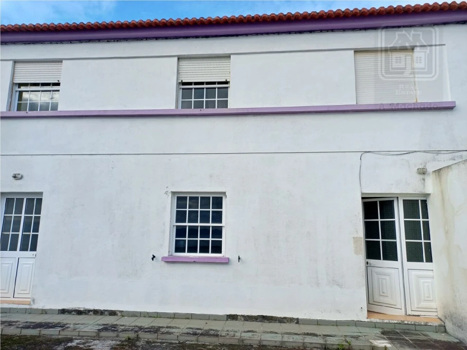 Apartamento T1 para Venda em Calheta Foto 2
