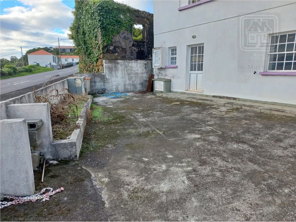 Apartamento T1 para Venda em Calheta Foto 3