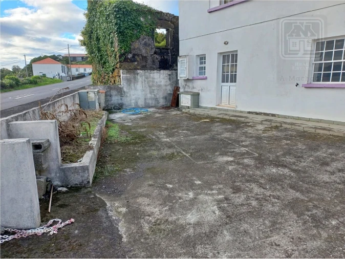 Apartamento T1 para Venda em Calheta Foto 3