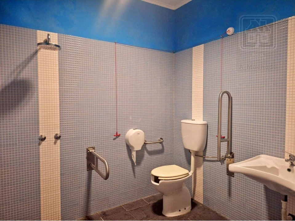 Loja para Venda em Ribeirinha Foto 42