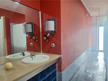 Loja para Venda em Ribeirinha