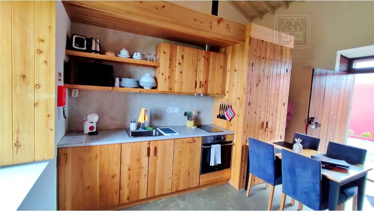 Moradia T20 para Venda em Almagreira Foto 31