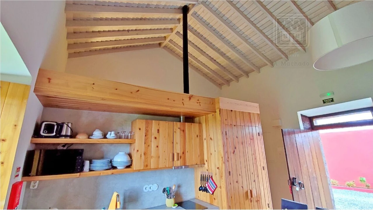 Moradia T20 para Venda em Almagreira Foto 32