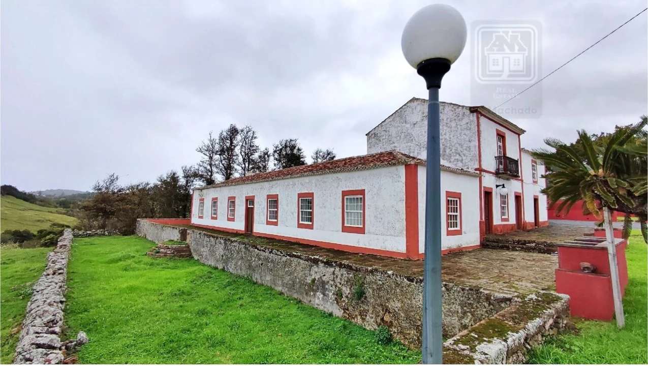 Moradia T20 para Venda em Almagreira Foto 74