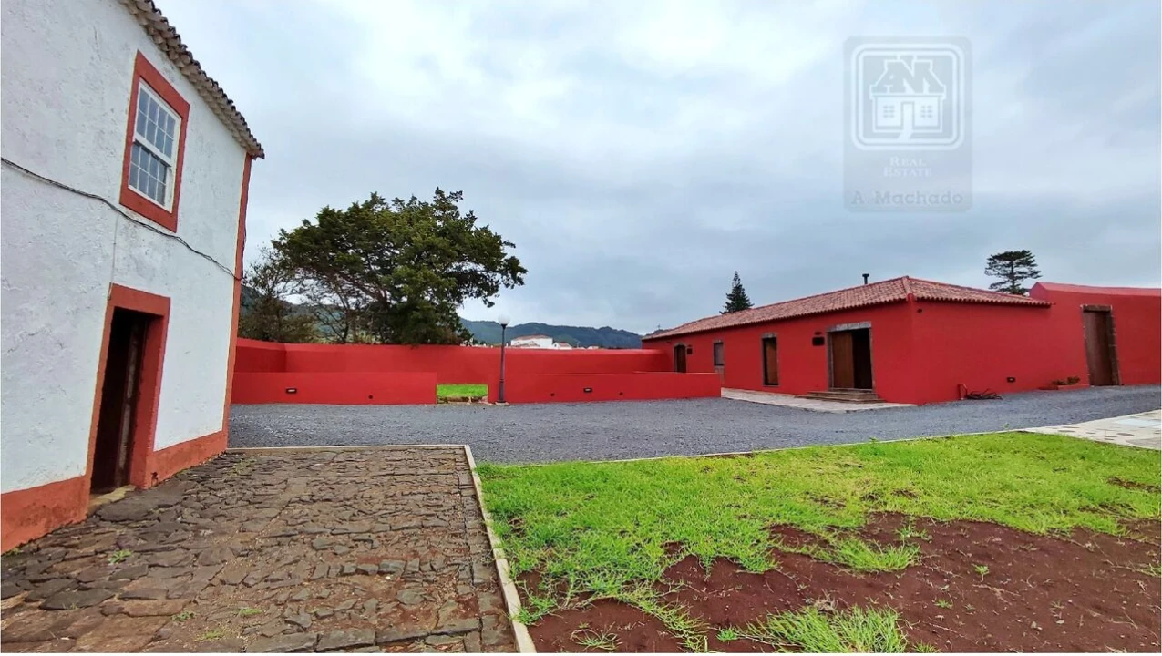 Moradia T20 para Venda em Almagreira Foto 75