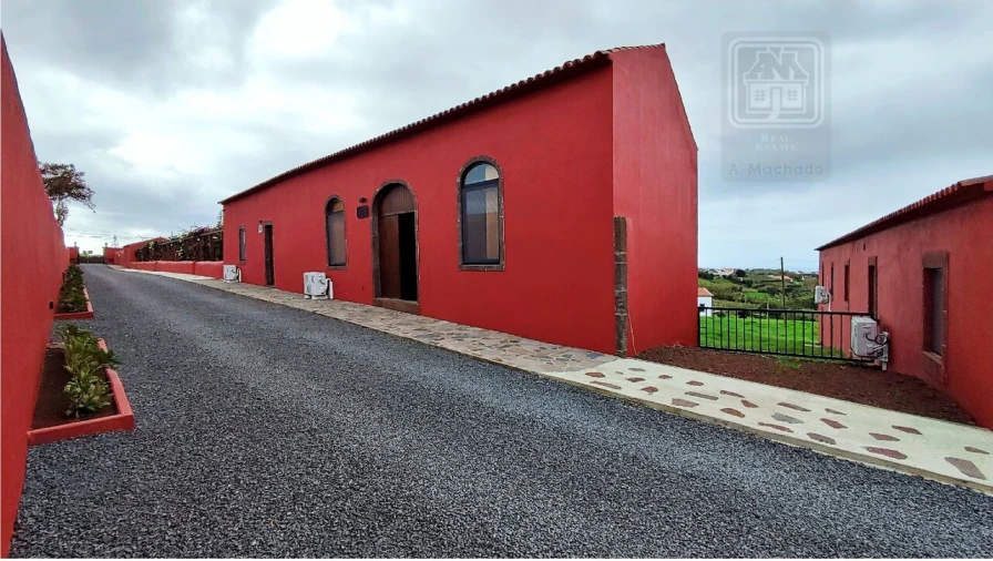 Moradia T20 para Venda em Almagreira Foto 26