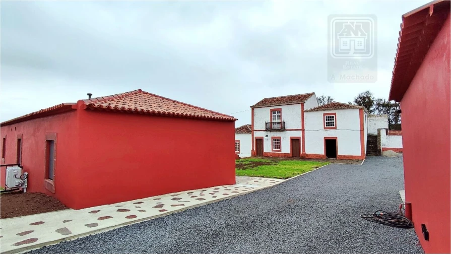 Moradia T20 para Venda em Almagreira Foto 55