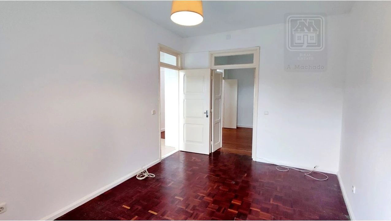 Moradia T3 para Venda em Arrifes Foto 29