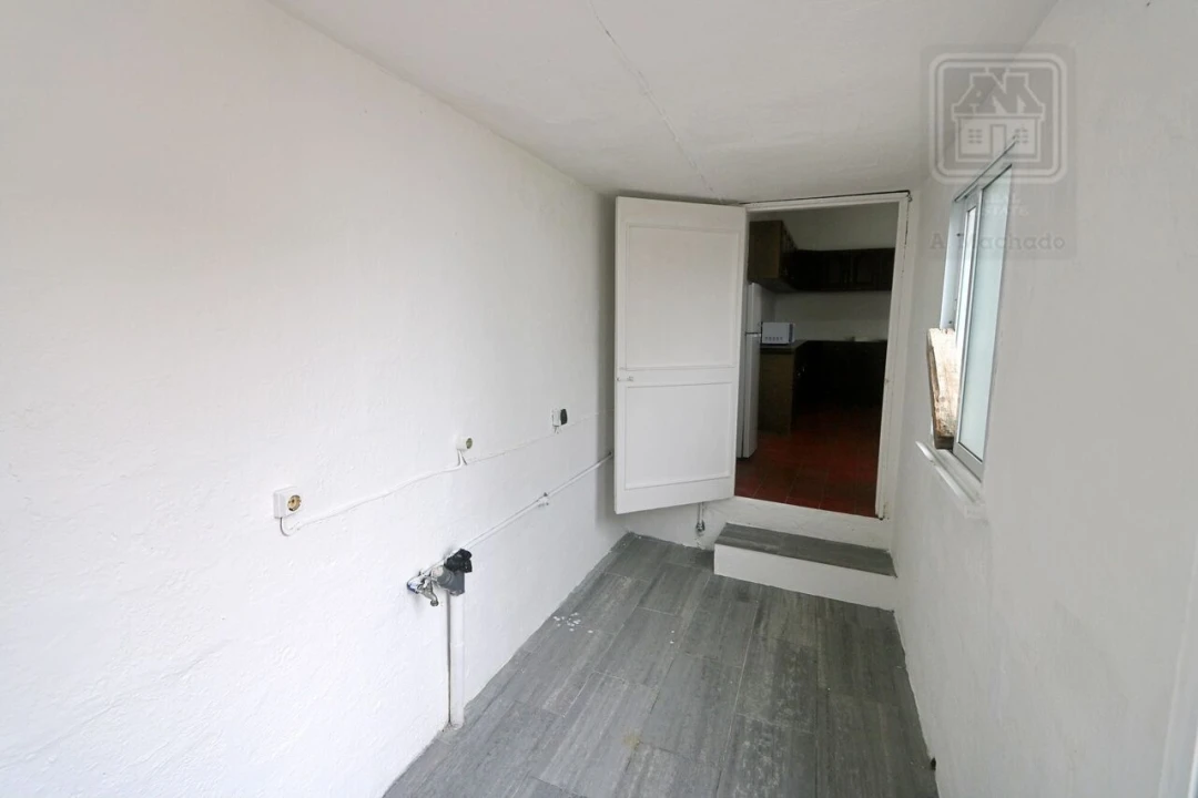 Moradia T3 para Venda em Arrifes Foto 42