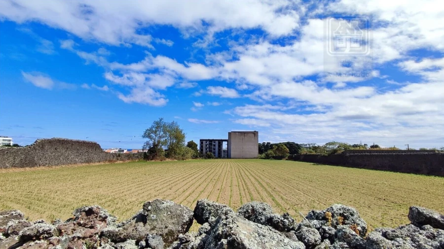 Terreno para Venda em Ponta Delgada (São José)