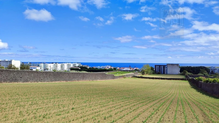 Terreno para Venda em Ponta Delgada (São José)