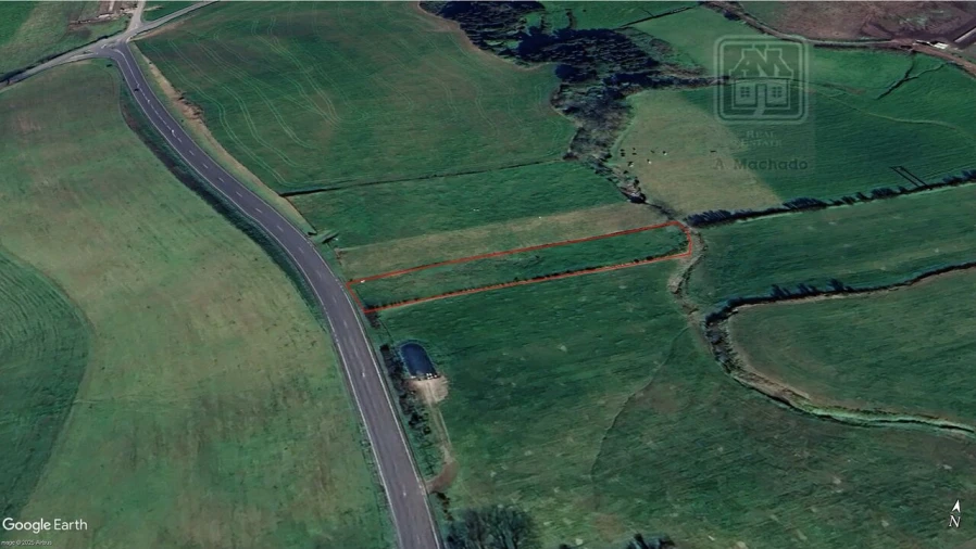 Terreno para Venda em Fenais da Ajuda Foto 13