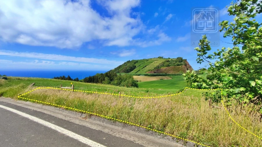 Terreno para Venda em Fenais da Ajuda