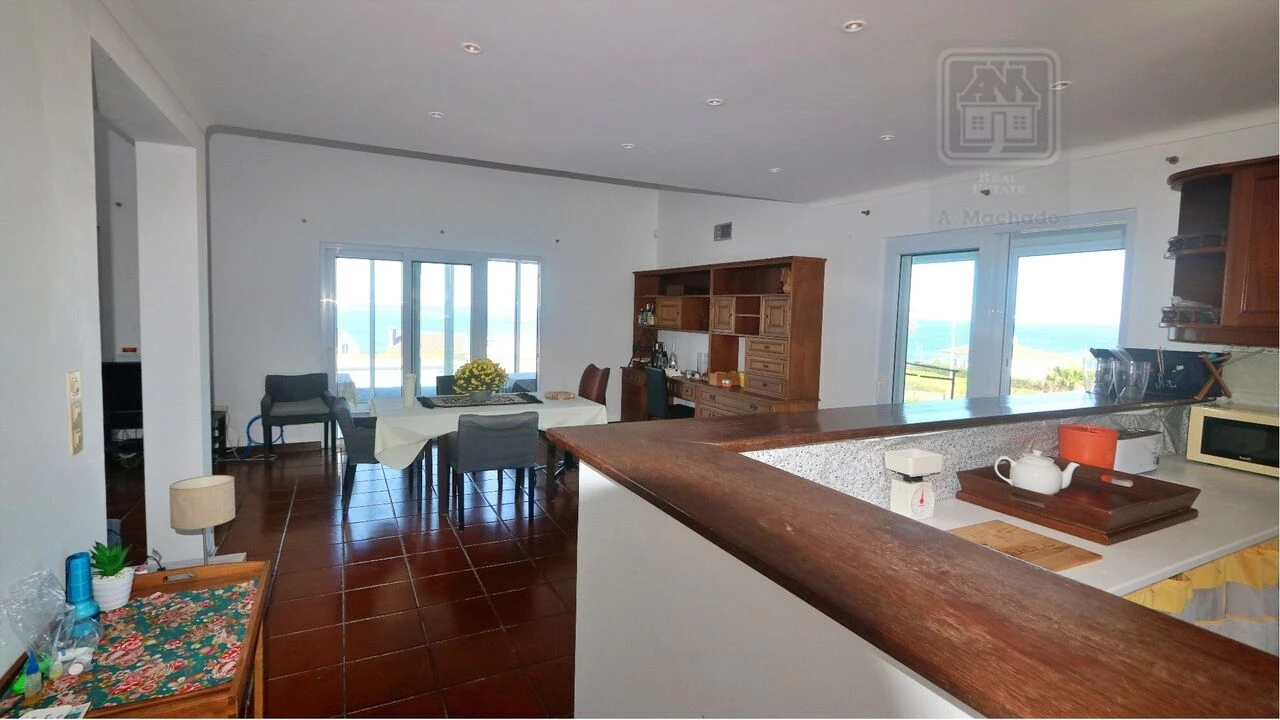 Moradia T4 para Venda em Mosteiros Foto 40