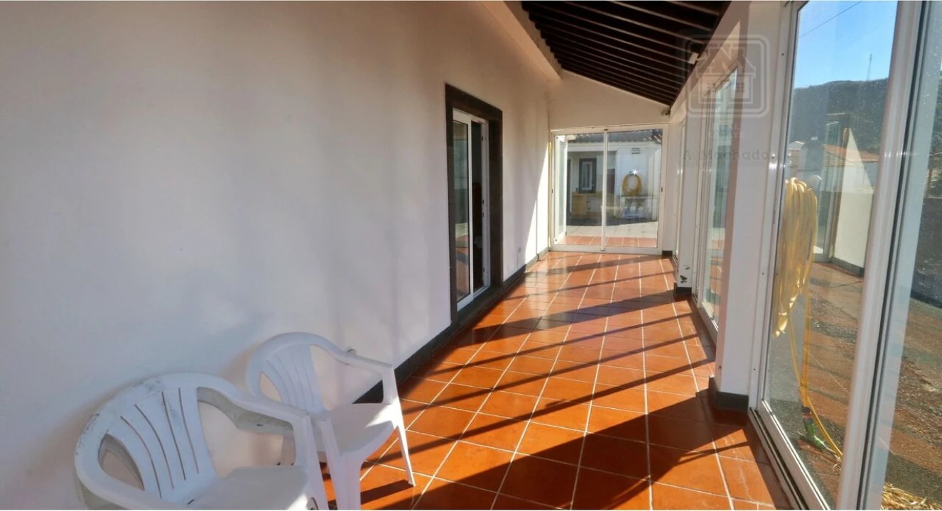 Moradia T4 para Venda em Mosteiros Foto 33