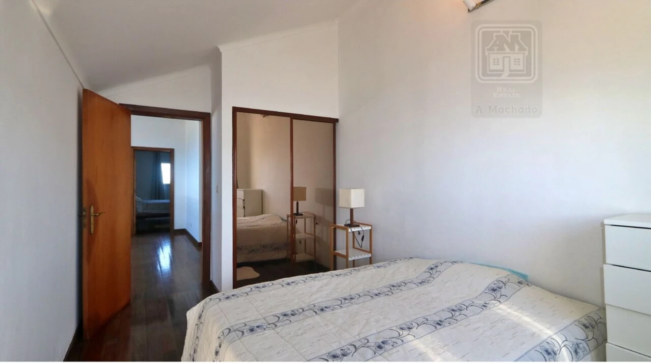 Moradia T4 para Venda em Mosteiros Foto 68