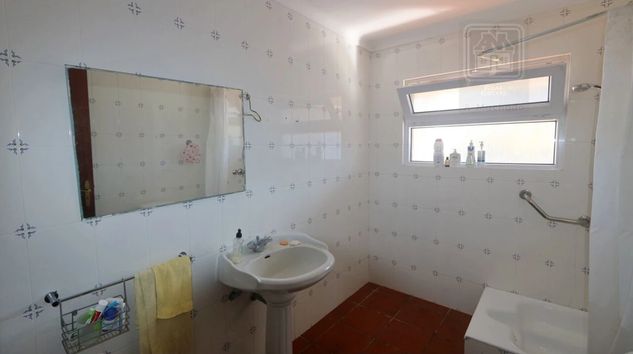 Moradia T4 para Venda em Mosteiros Foto 45