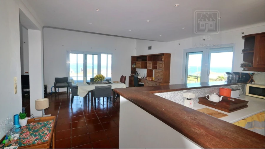 Moradia T4 para Venda em Mosteiros Foto 40