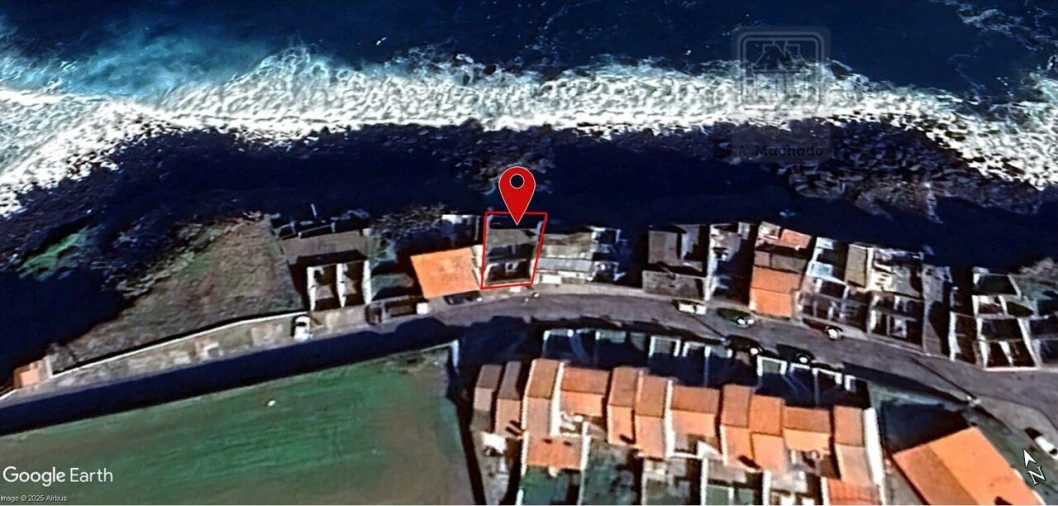 Moradia T2 para Venda em Calhetas Foto 2