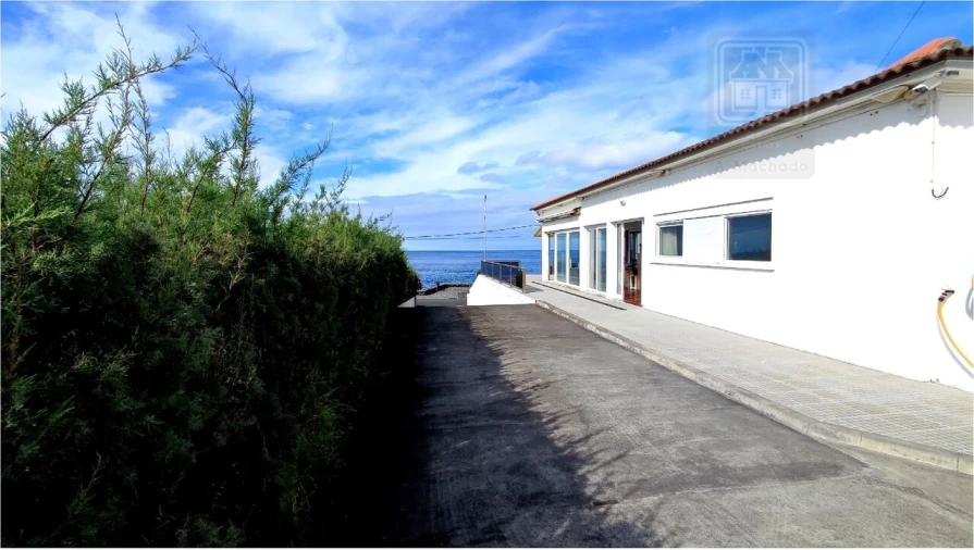 Moradia T1 para Venda em Mosteiros Foto 60