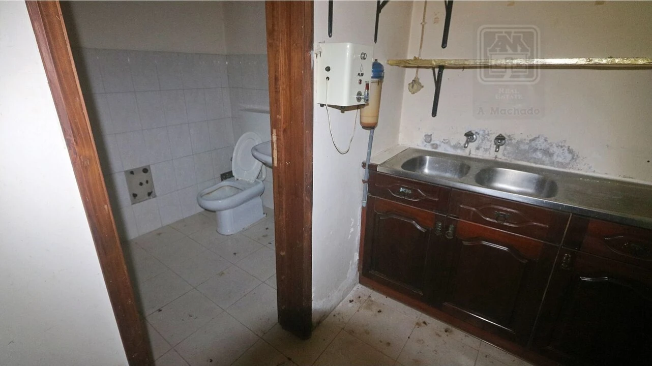 Prédio para Venda em Ponta Delgada (São Pedro) Foto 17