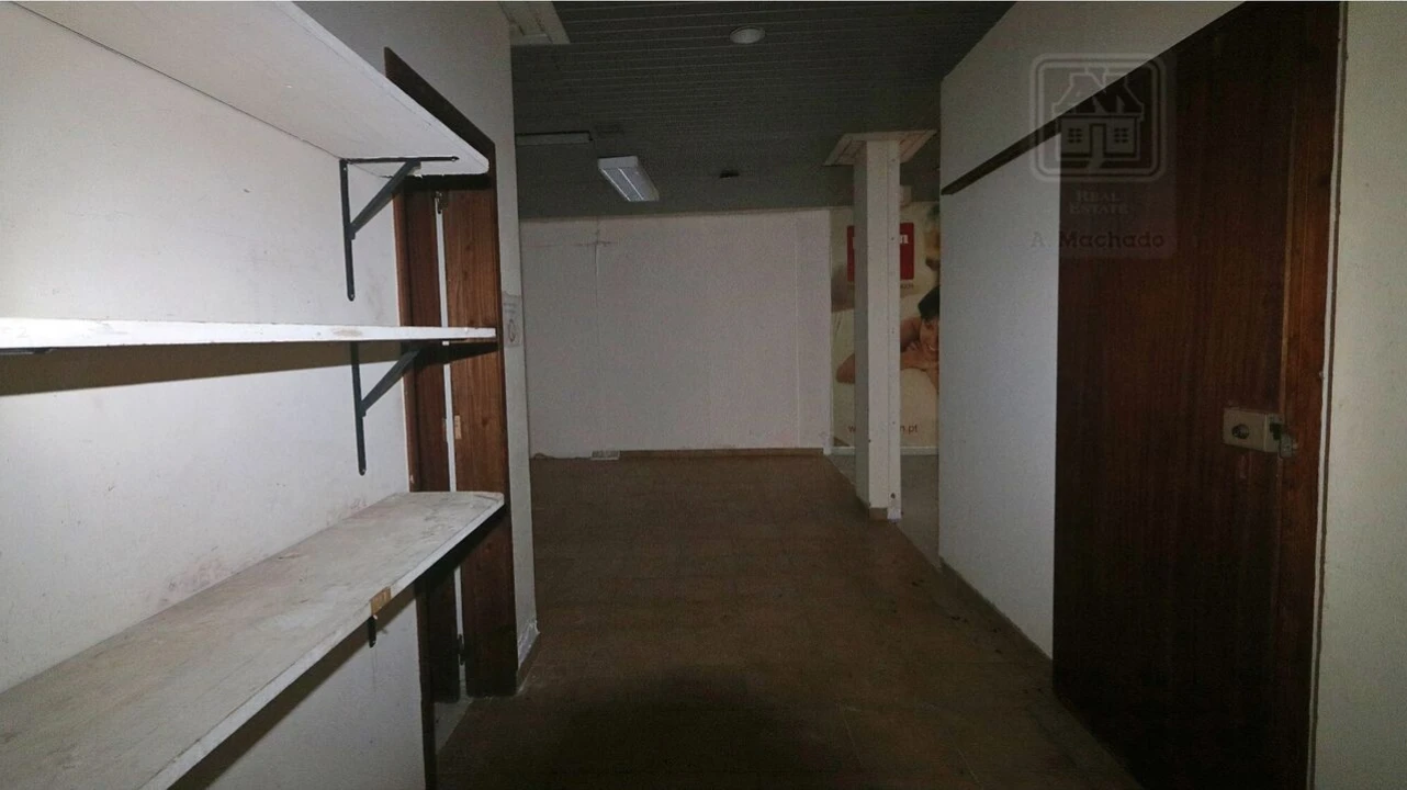 Prédio para Venda em Ponta Delgada (São Pedro) Foto 19