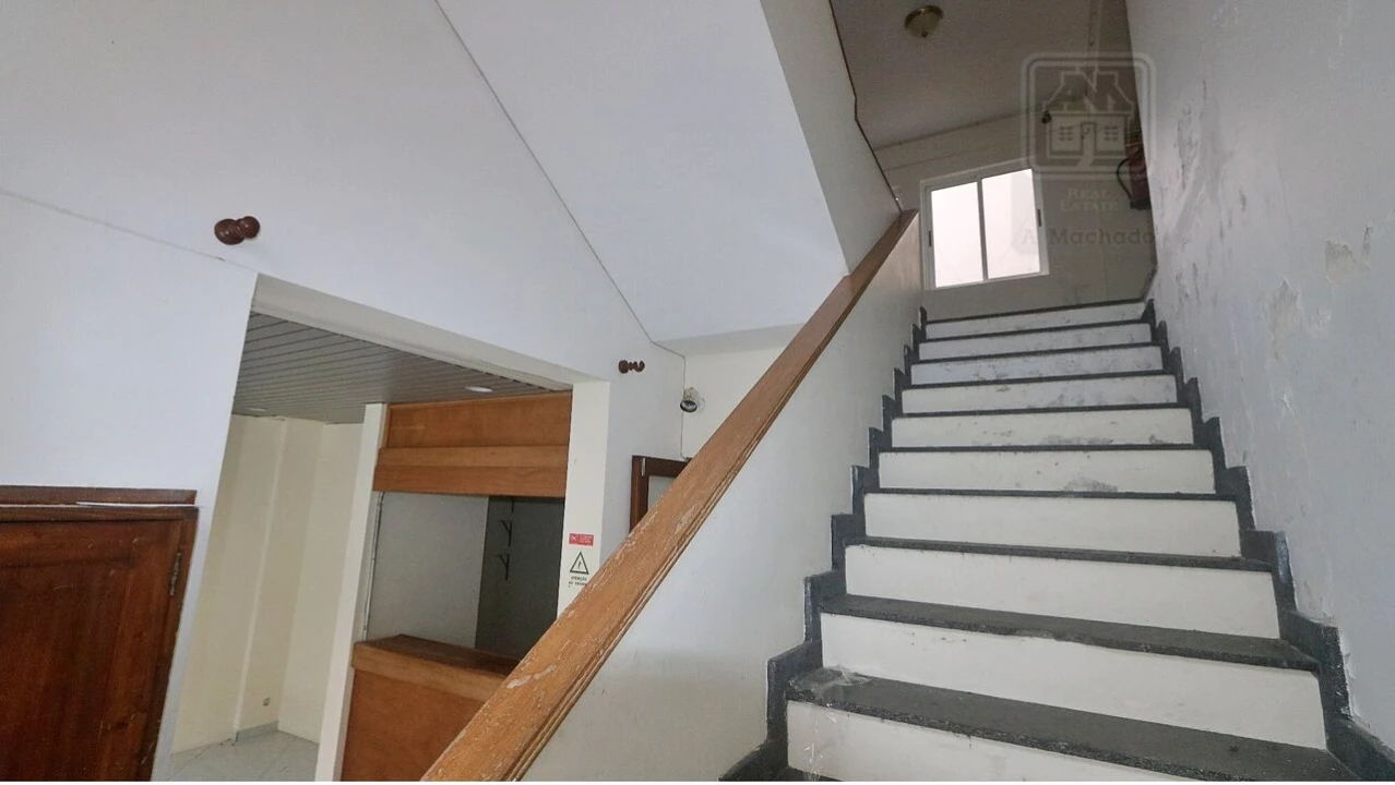 Prédio para Venda em Ponta Delgada (São Pedro) Foto 49