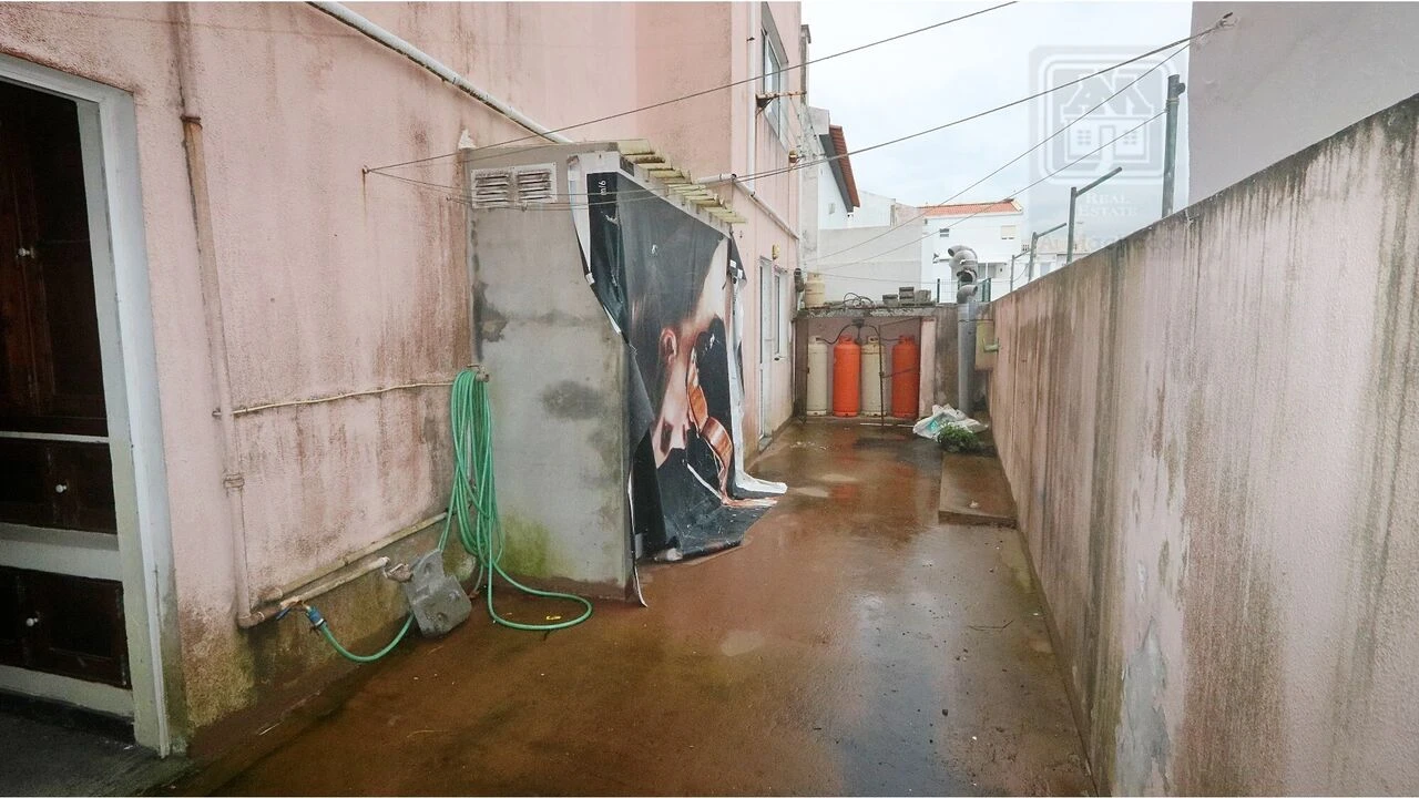 Prédio para Venda em Ponta Delgada (São Pedro) Foto 53